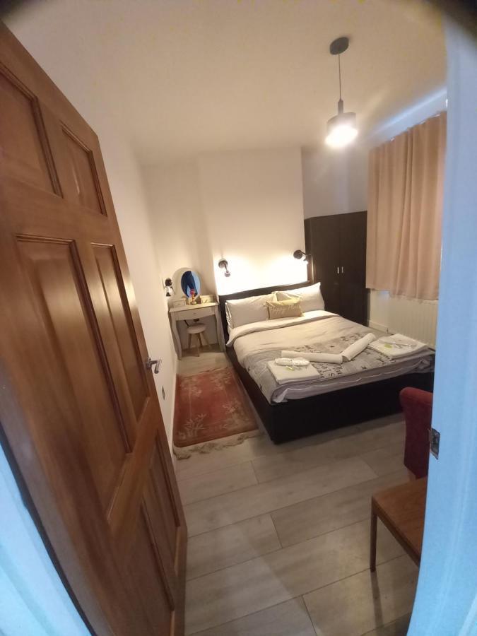 Luxury Holiday Home, Near Beach Southend-on-Sea Esterno foto